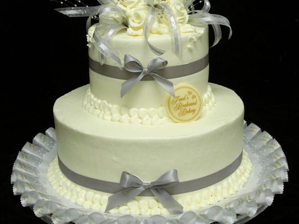 Deep Silver Wedding Cake Freed's Bakery