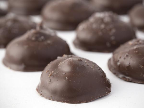 Sea Salt Caramel Cake Cookie (Nationwide Shipping) Cake Cookie Freed's Bakery