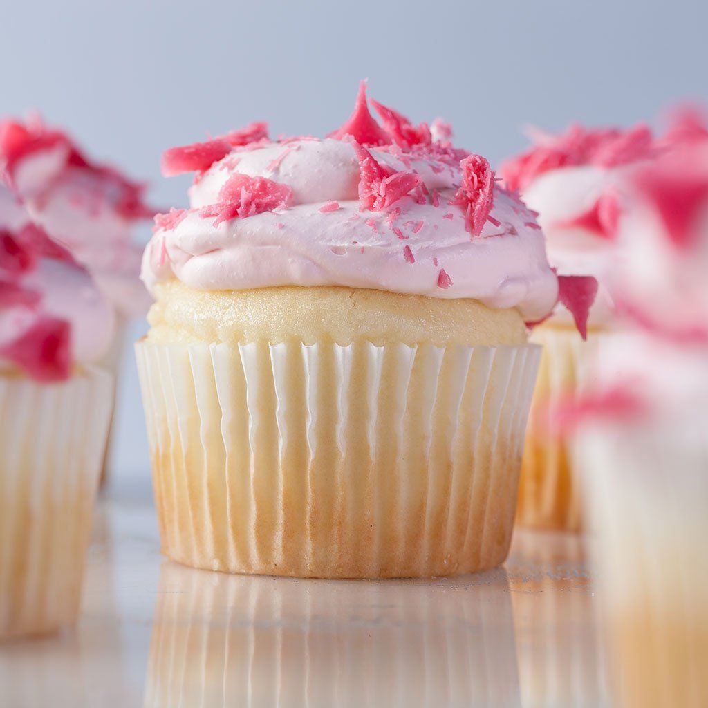Strawberries and Cream Vegas Cupcake Cupcake Freed's Bakery