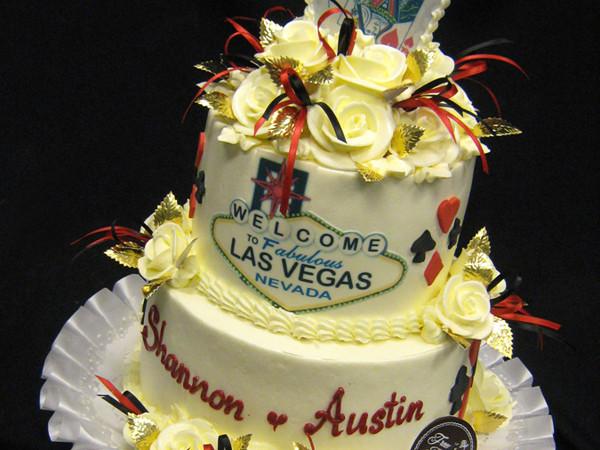 Vegas In Style Wedding Cake Freed's Bakery 
