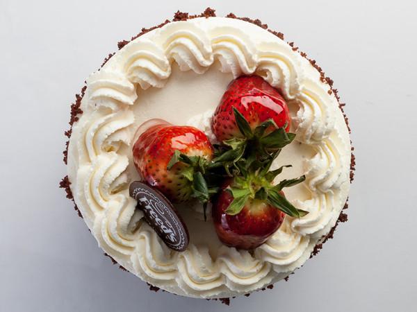 Brown Derby Cake Slice Cake Slice & Pastry Freed's Bakery 