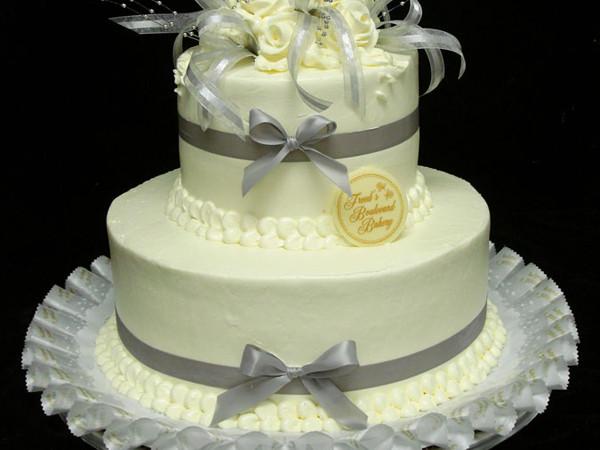 Deep Silver Wedding Cake Freed's Bakery 