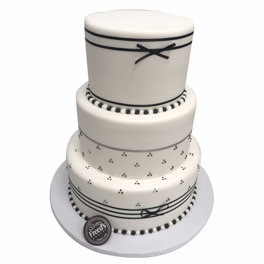 Black and White Elegance Wedding Cake Freed's Bakery 