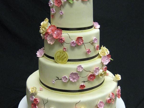Ivory Blossom Wedding Cake Freed's Bakery 