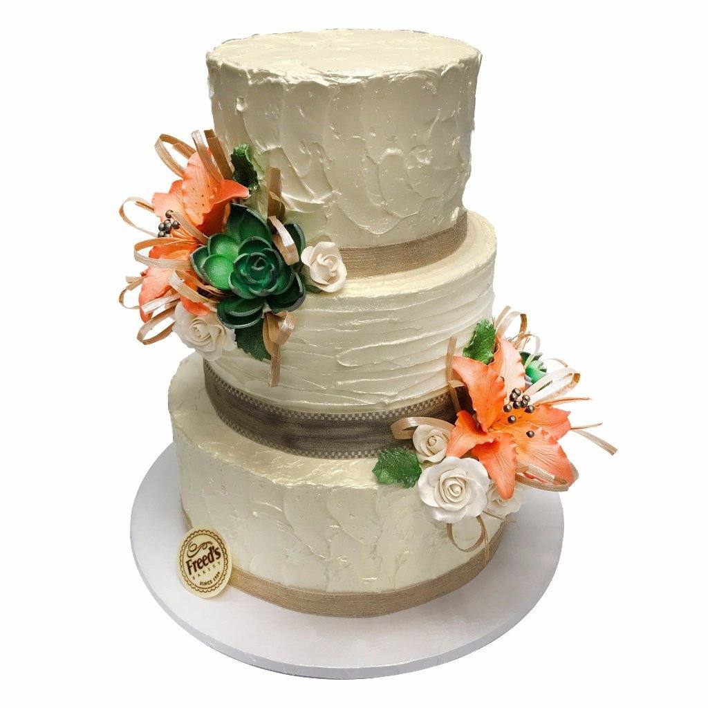 Natural Lilly Wedding Cake Freed's Bakery 