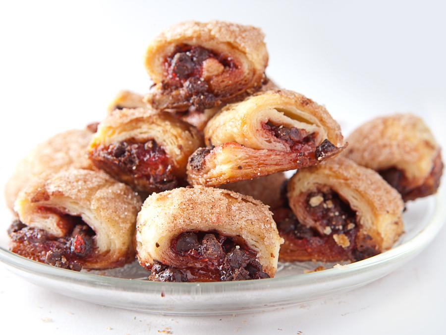 Raspberry Chocolate Rugelach (Nationwide Shipping) Rugelach Freed's Bakery 