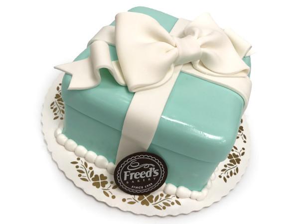 Jewelry Box Cake Decorating Class Event Freed's Bakery 
